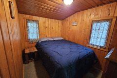 cabin_3_bedroom1