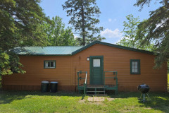 cabin_3_outside