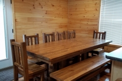 Cabin_7_table